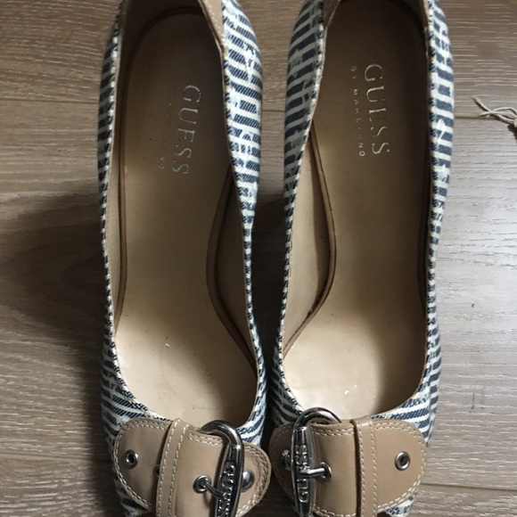 Shoes - Picture 6 of 6